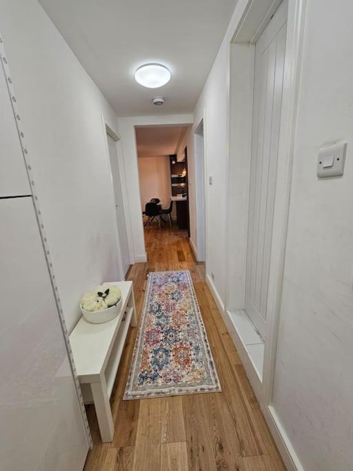 Comfortable Two Bedroom Flat 布赖顿 外观 照片
